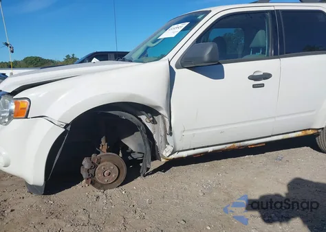 2009 Ford Escape Xlt from USA, damaged, VIN 1FMCU03G89KD11246
